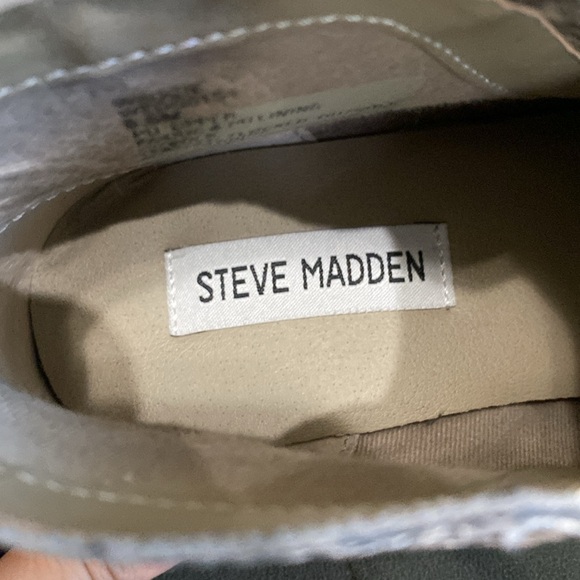 Steve Madden Wedge Snakeskin Sneaker Boot - Picture 10 of 10